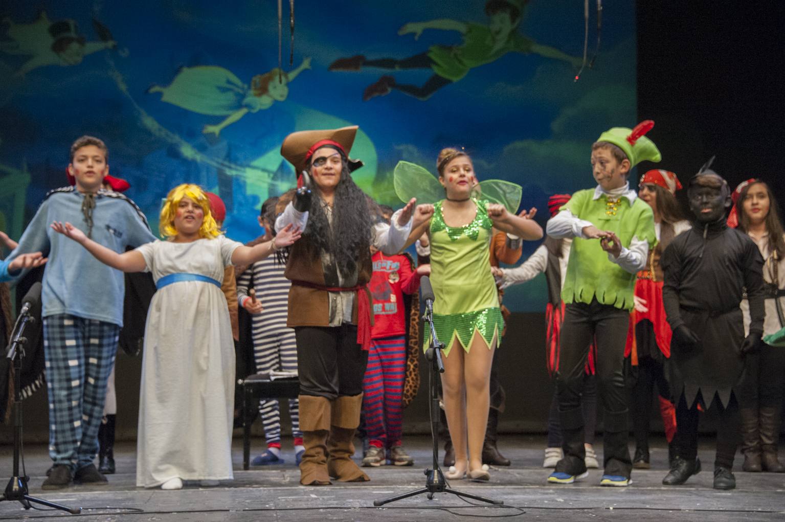 La Compañía de María gana el concurso infantil de murgas