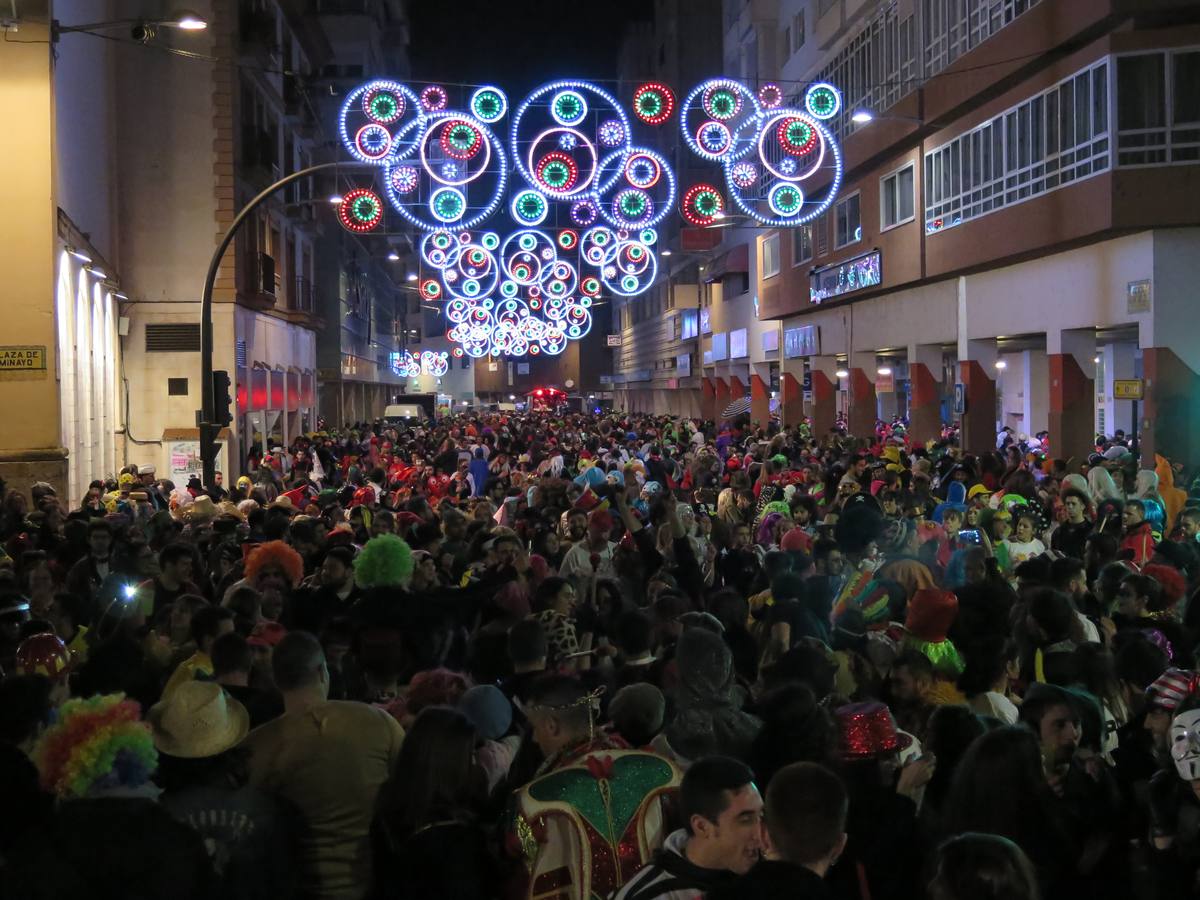 Noche de sábado de Carnaval en Badajoz