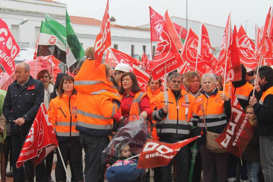 Concentración contra el cierre de la mina Aguablanca en Monesterio