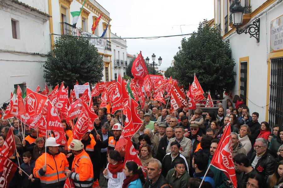 Concentración contra el cierre de la mina Aguablanca en Monesterio