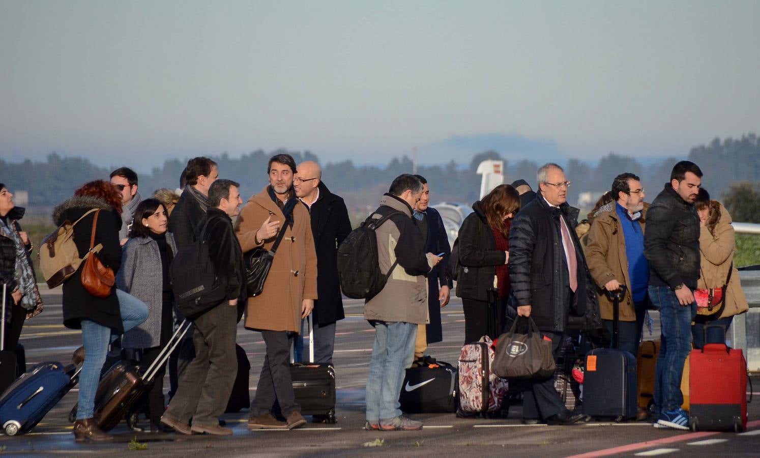 Badajoz recupera los vuelos con la llegada de 44 pasajeros de Barcelona