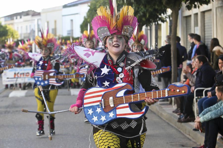 La Garrovilla baila a ritmo de Carnaval