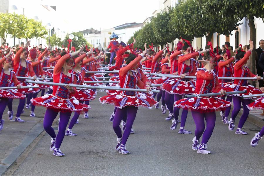 La Garrovilla baila a ritmo de Carnaval