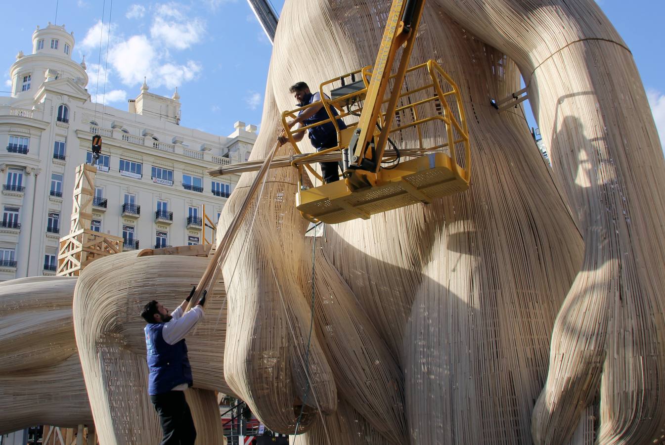 Las fallas ya se pueden ver en las calles de Valencia