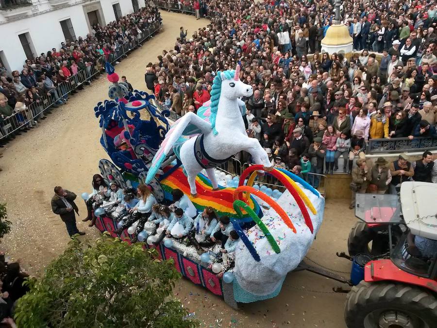 Carrozas en la romería de PIedraescrita