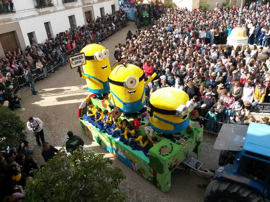 Carrozas en la romería de PIedraescrita