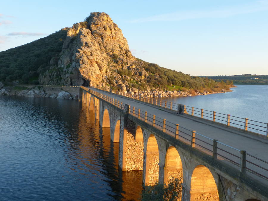 Vistas al Puente Cogolludo desde Lacimurga