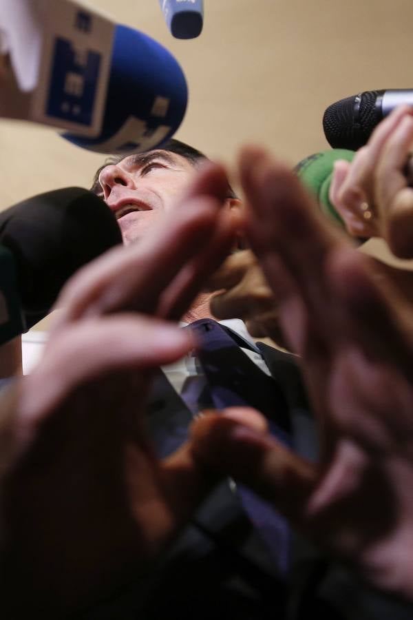 Viernes, 15 de abril: José Manuel Soria abandona toda su actividad política. La semana que arrancó en el PP con la defensa férrea del titular de Industria concluye con su marcha del Gobierno en funciones y la renuncia a su escaño en el Congreso y a la dirección del partido en Canarias. Fotografía: Agencias