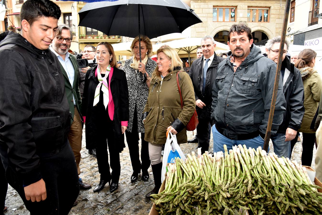 La ministra de Fomento vista Plasencia