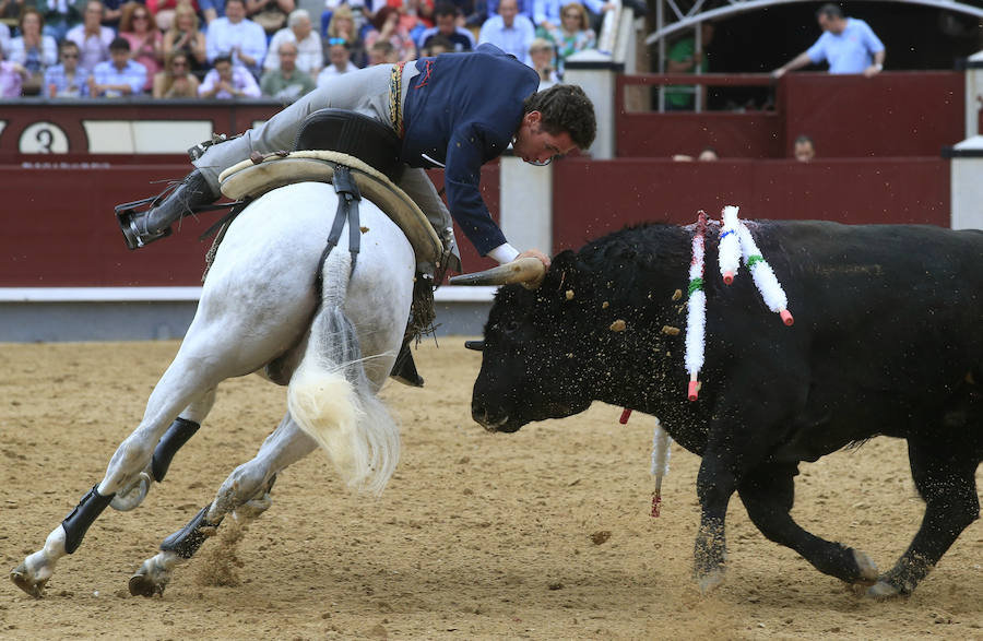 El pacense Leonardo Hernández sale por la puerta grande de las Ventas