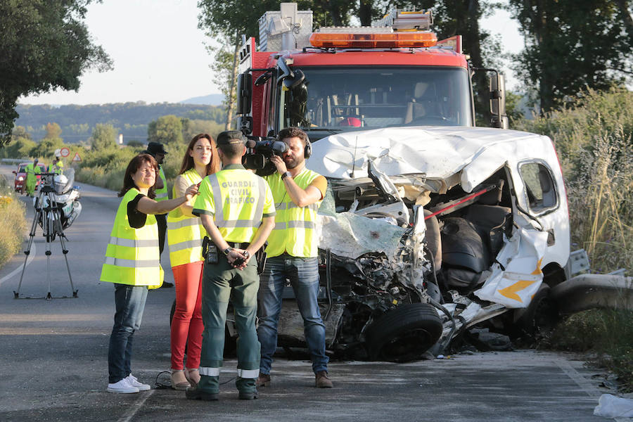 Mueren dos hombres y una mujer en una colisión frontal en Montehermoso