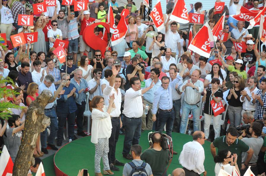 Mitin de Pedro Sánchez en Villanueva