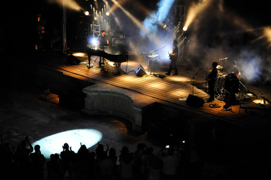 Pablo López ofrece el primer concierto en el Teatro de Medellín