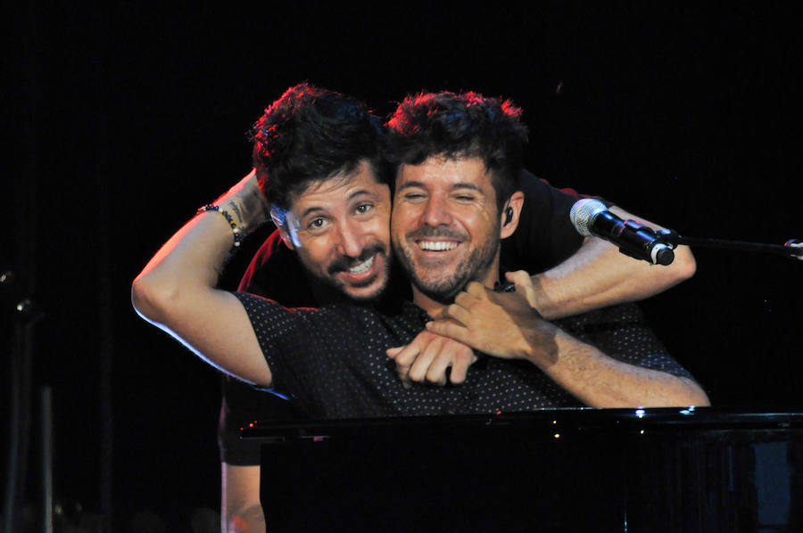 Pablo López ofrece el primer concierto en el Teatro de Medellín