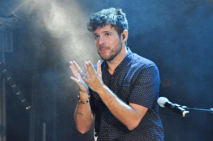 Pablo López ofrece el primer concierto en el Teatro de Medellín