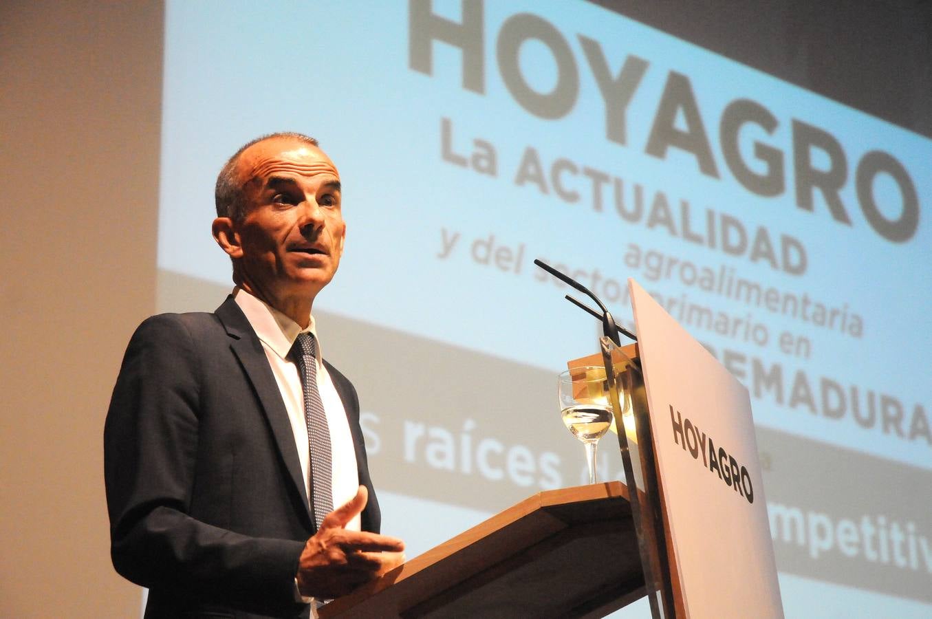 La tercera edición de HOYAGRO se presenta en Don Benito