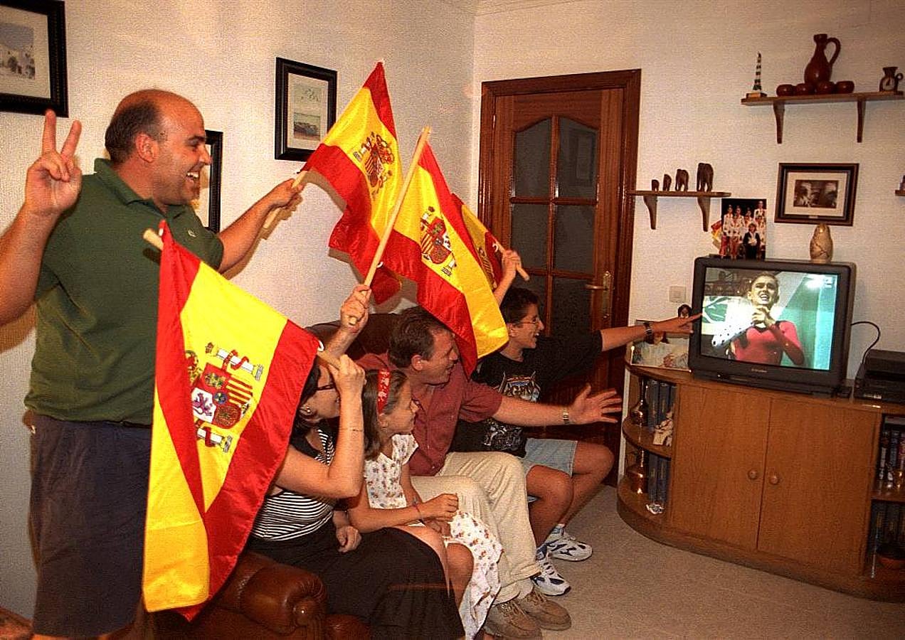 Veinte años del oro olímpico del equipo de Nuria Cabanillas