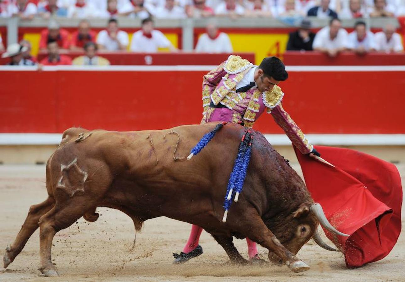 Espléndido Talavante en la 7ª de San Fermín