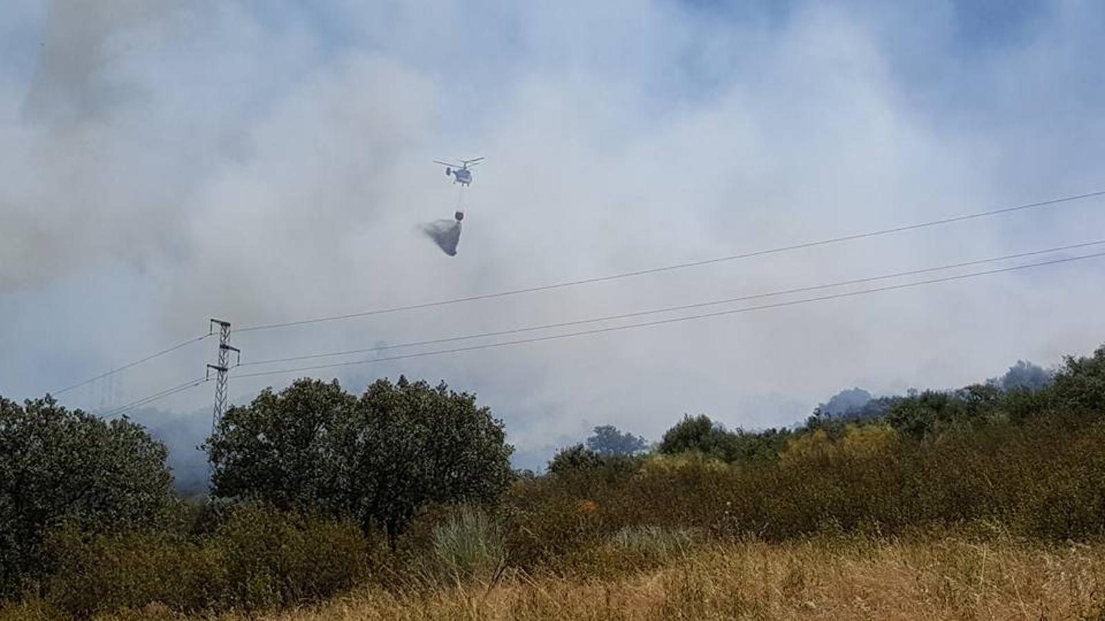 Declarado un incendio en Arroyo de San Serván sin peligro para la población