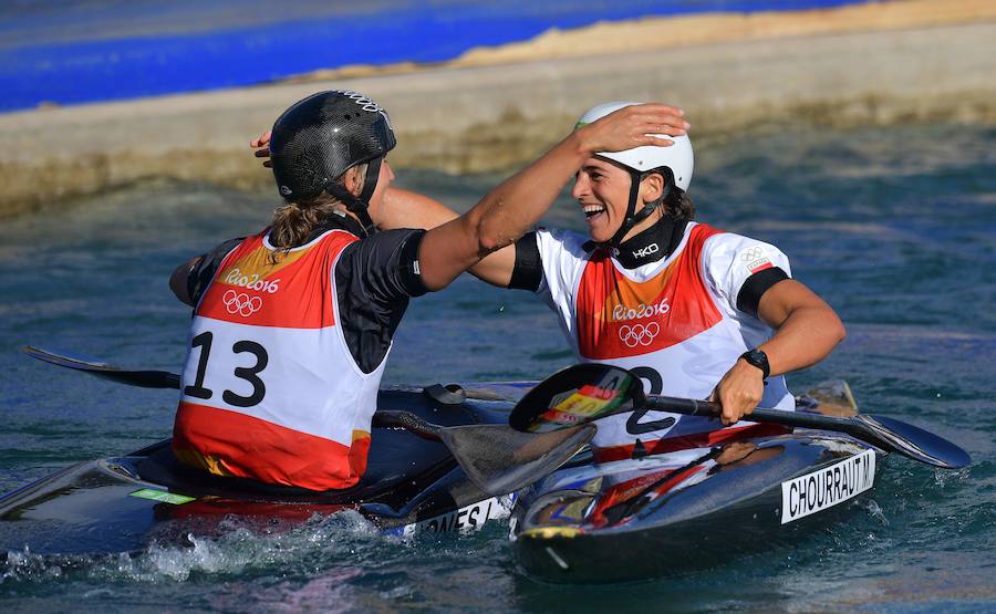 Maialen Chourraut se cuelga la medalla de oro en Río de Janeiro