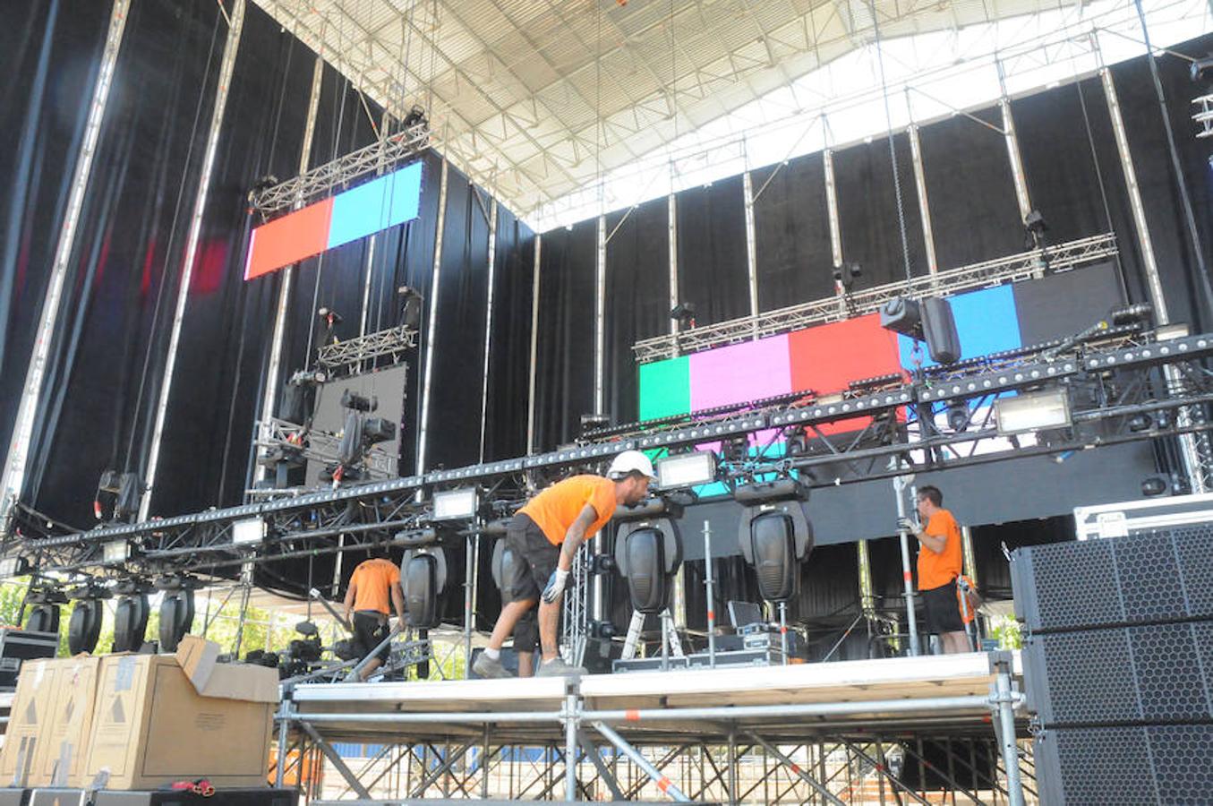 Últimos preparativos para acoger el concierto de David Guetta