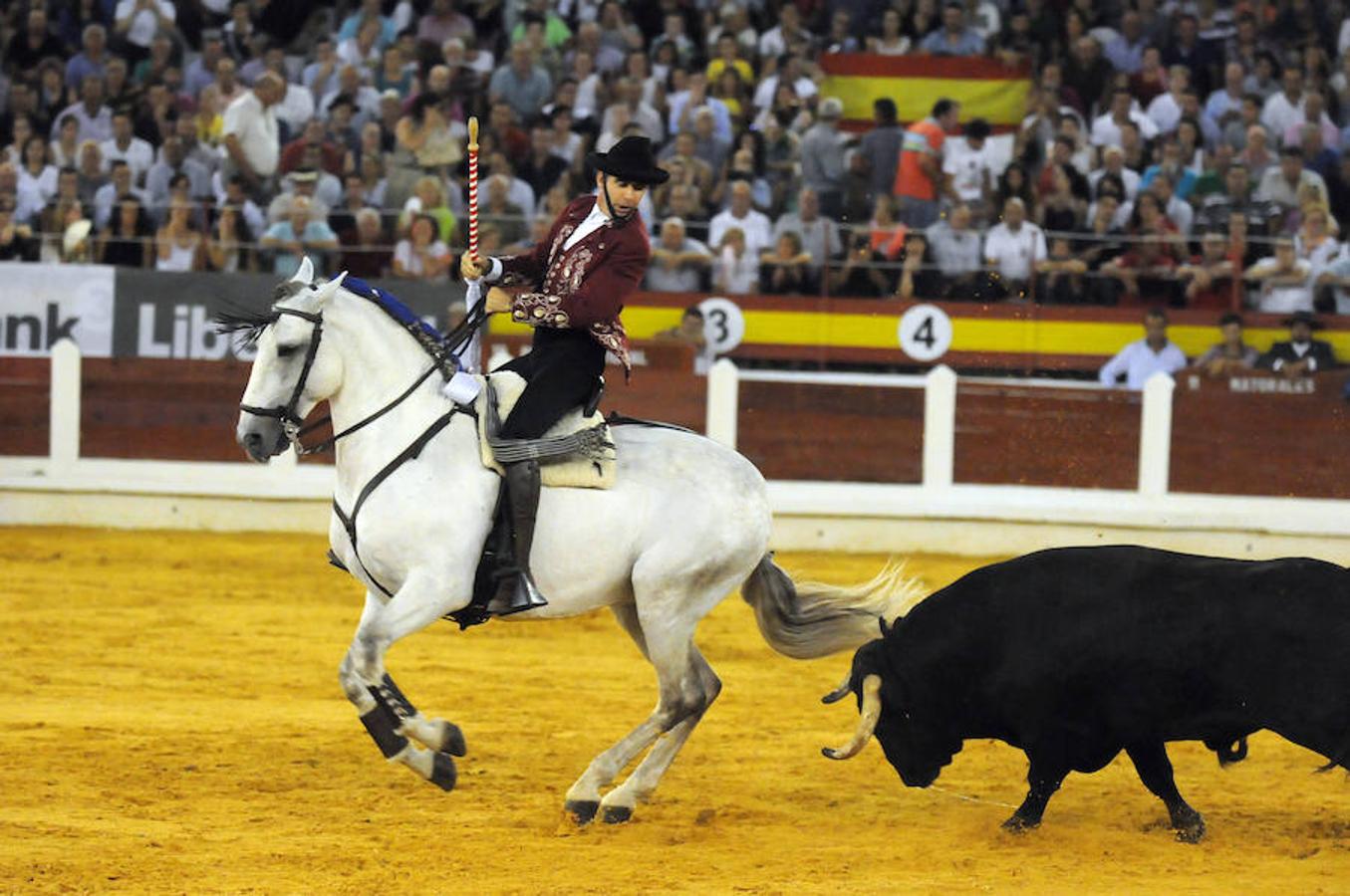 Festival de orejas  a media luz en Mérida