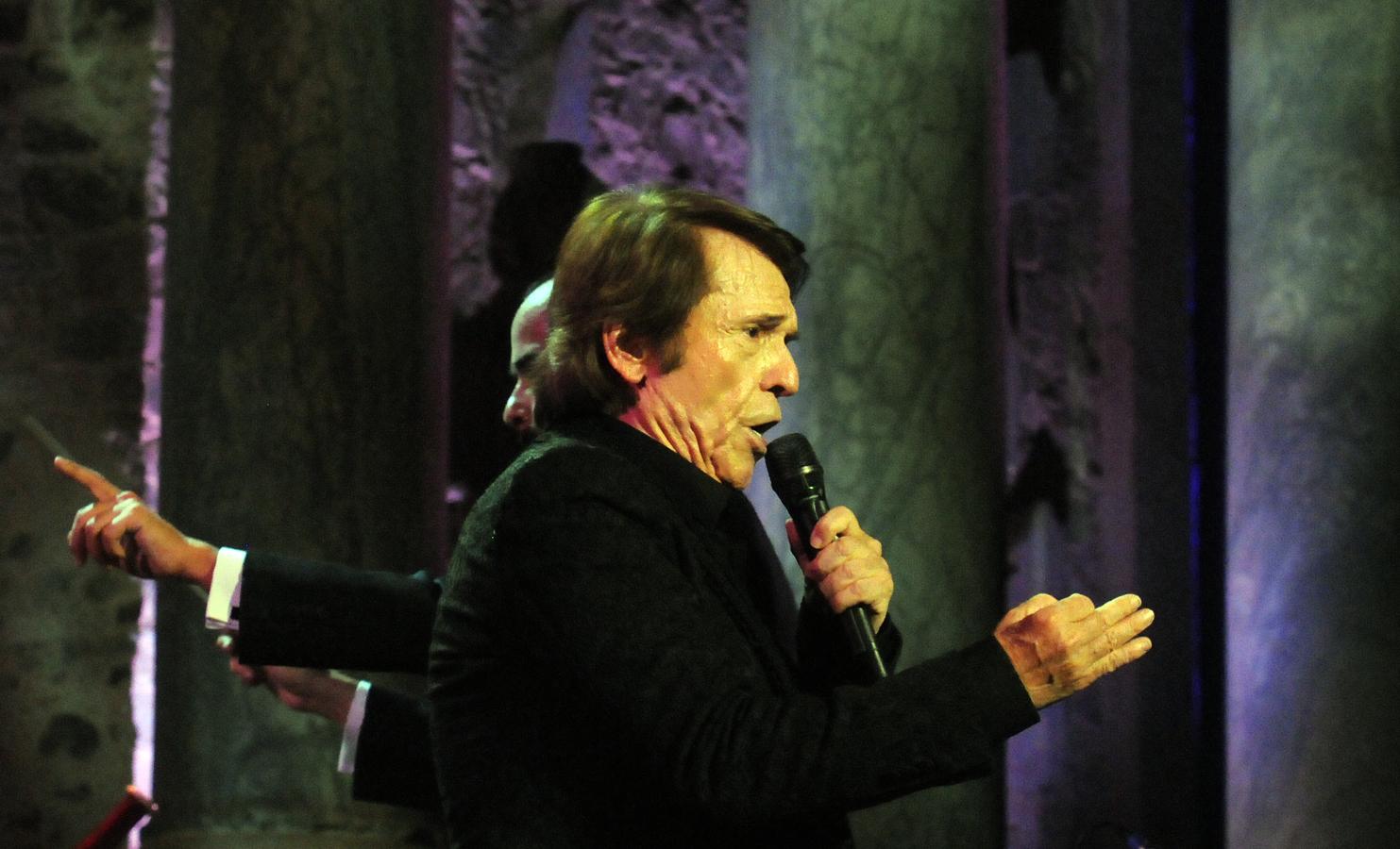 Raphael llenó el Teatro Romano