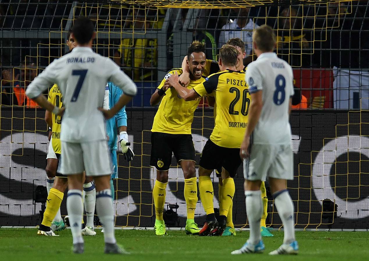 Martes, 27 de septiembre: El Real Madrid volvió a pinchar en su tercer partido consecutivo al empatar a dos con el Bosussia de Dormunt en partido de Champions. Fotografía: Agencias