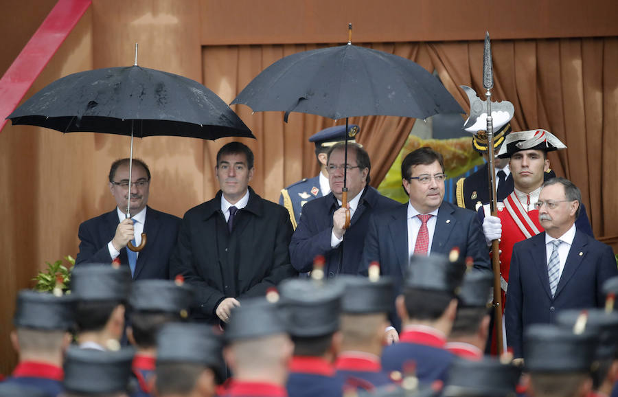 Los presidentes de Aragón, Javier Lambán; Canarias, Fernando Clavijo; Castilla y León, Juan Vicente Herrera; Extremadura, Guillermo Fernández Vara y Ceuta, Juan Jesús Vivas.