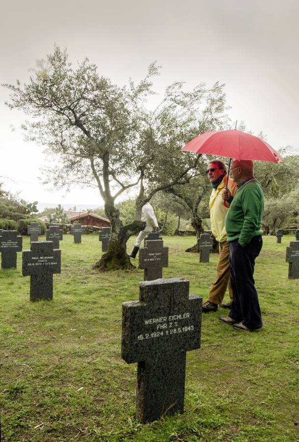 Cementerio militar de Cuacos de Yuste