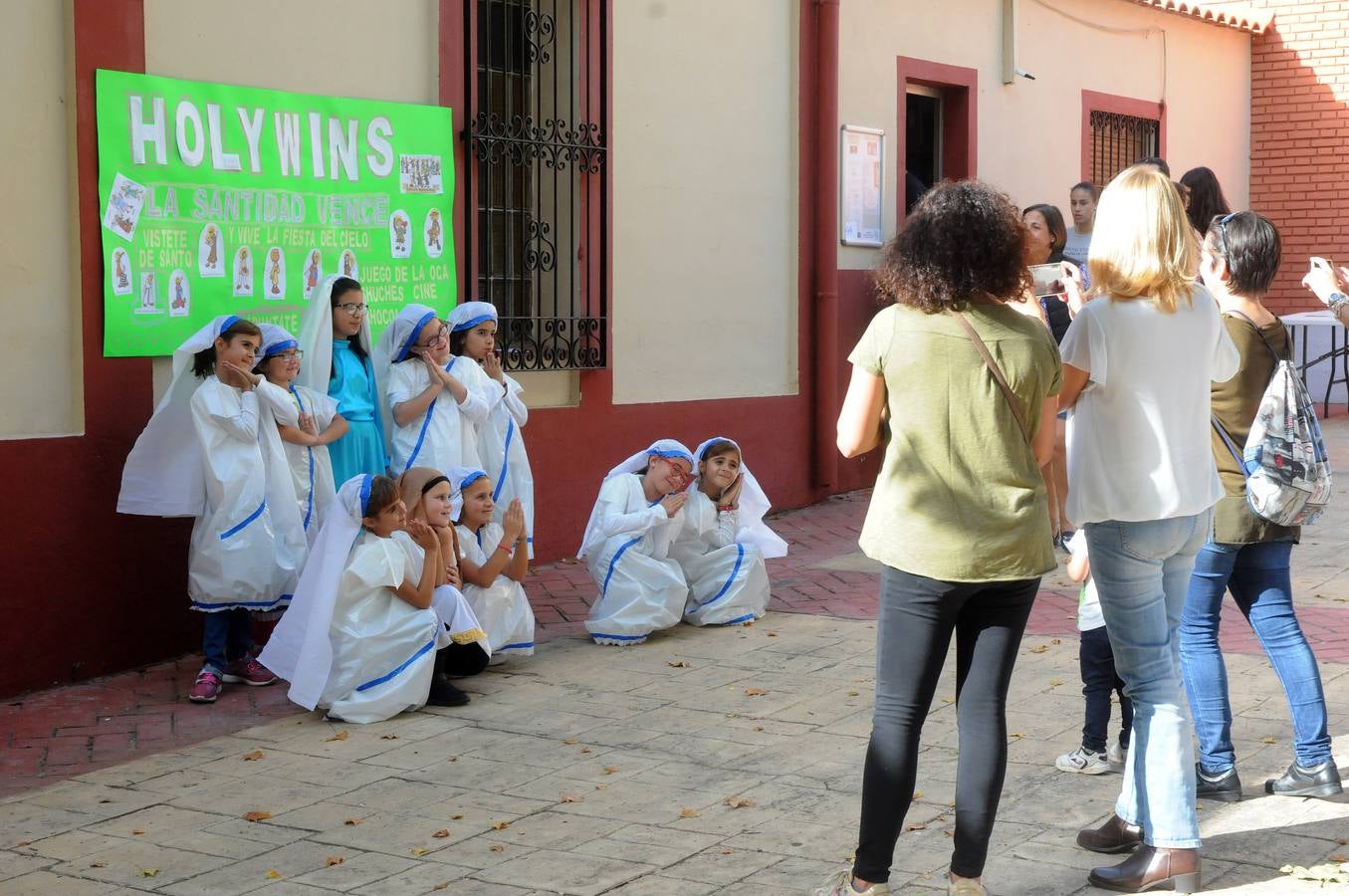 La iglesia del Rosario celebra Holywins