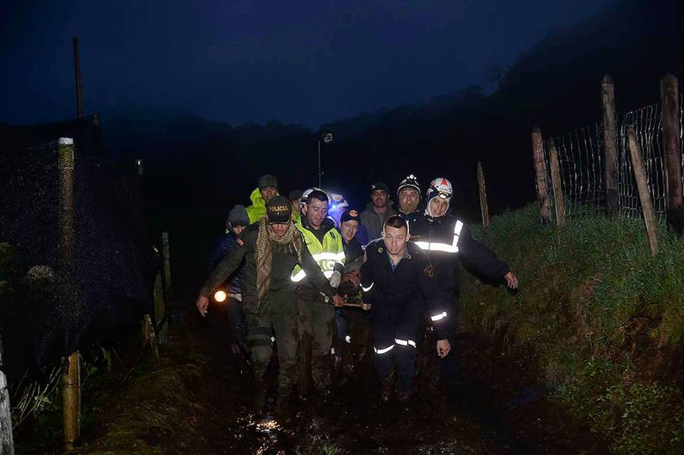 Martes, 29 de diciembre: El equipo brasileño de fútbol, el Chapecoense, que iba a jugar la final de la Copa de Sudamérica 2016, sufrió un accidente aéreo a su llegada a Colombia que le costó la vida a 76 de los 81 tripulantes del avión. Fotografía: Agencias