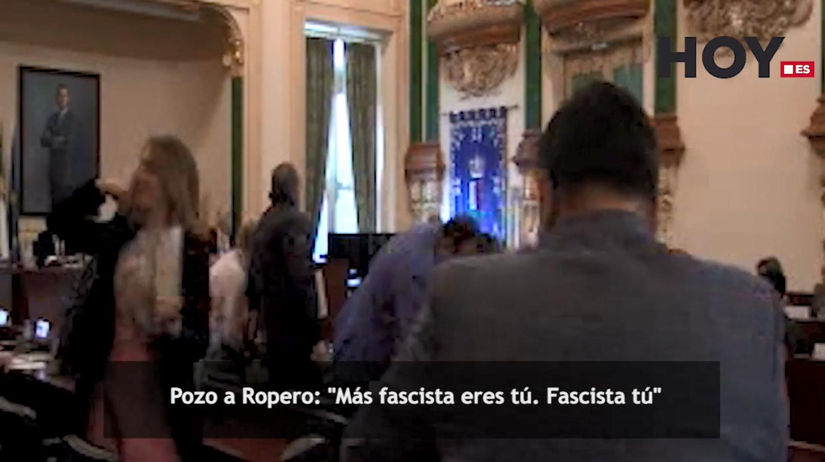 Martes, 20 de diciembre: La reprobación al alcalde de Guadiana del Caudillo en el pleno de la Diputación de Badajoz provocó un encendido debate plagado de insultos. Fotografías: HOY