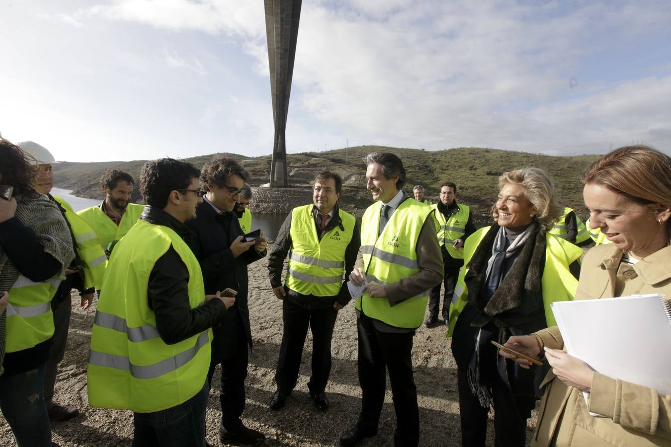 Visita del Ministro de Fomento, Íñigo de la Serna, visita las obras del AVE