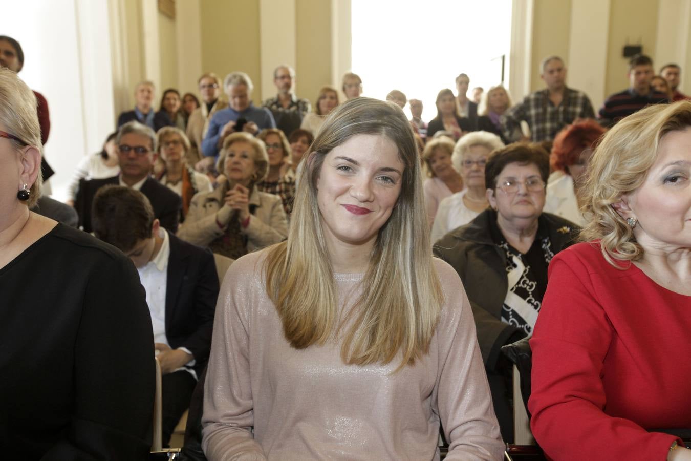 Cáceres homenajea a ocho mujeres
