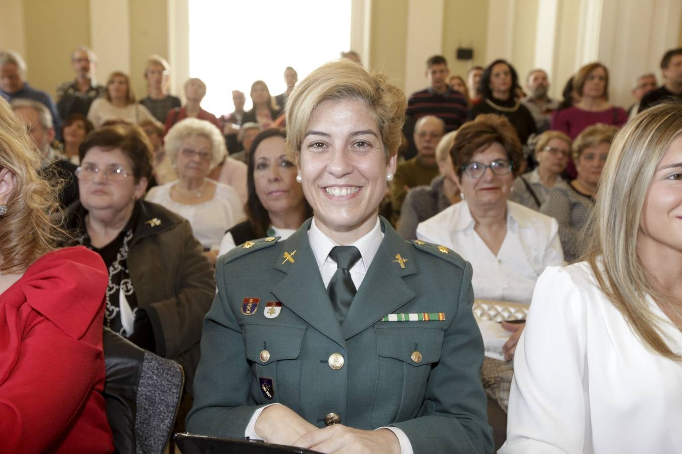 Cáceres homenajea a ocho mujeres