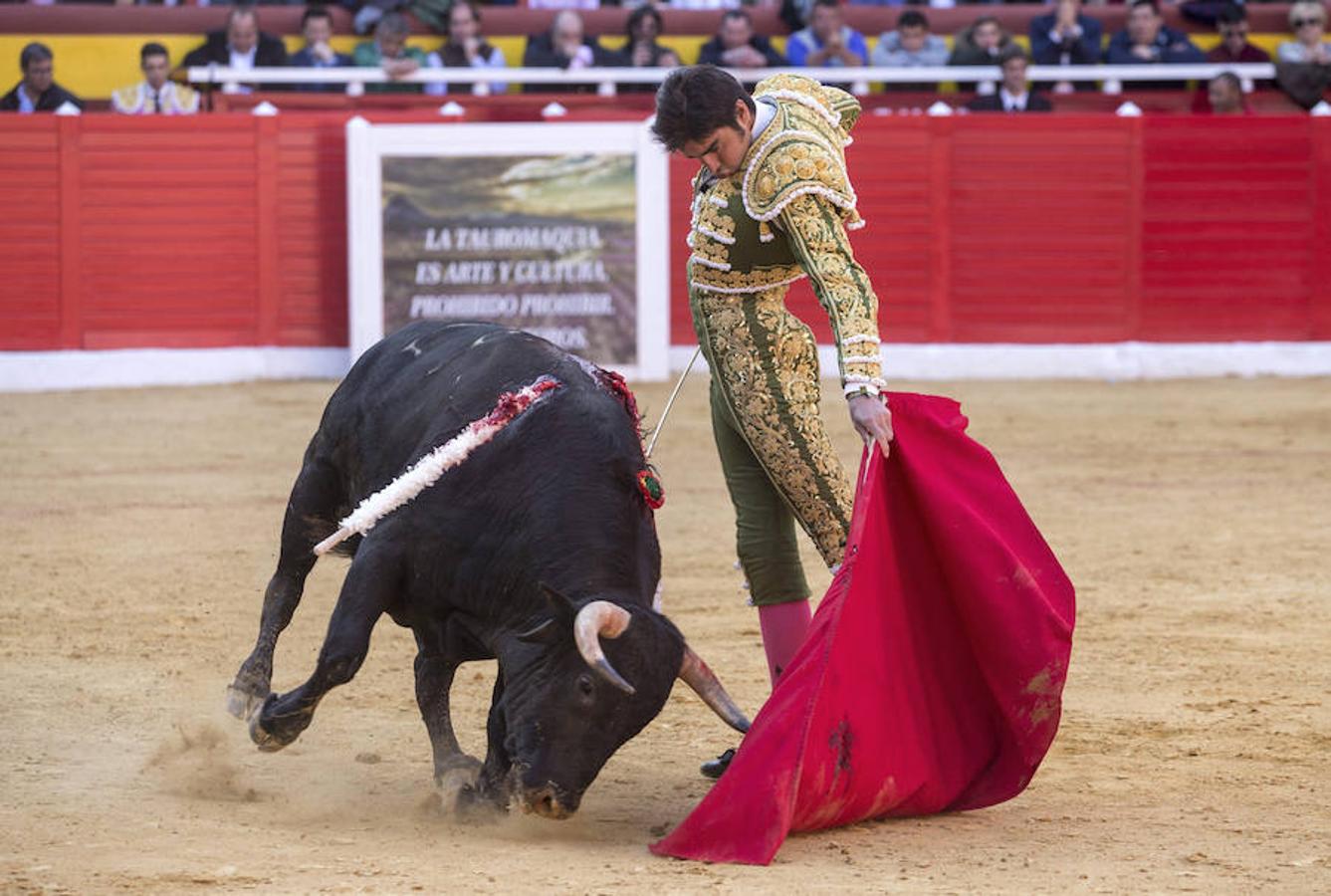 El Juli, Perera y Talavante, a hombros en la corrida de Cieza