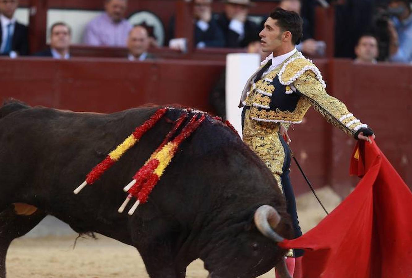 Soberbia faena del mejor Talavante en Madrid
