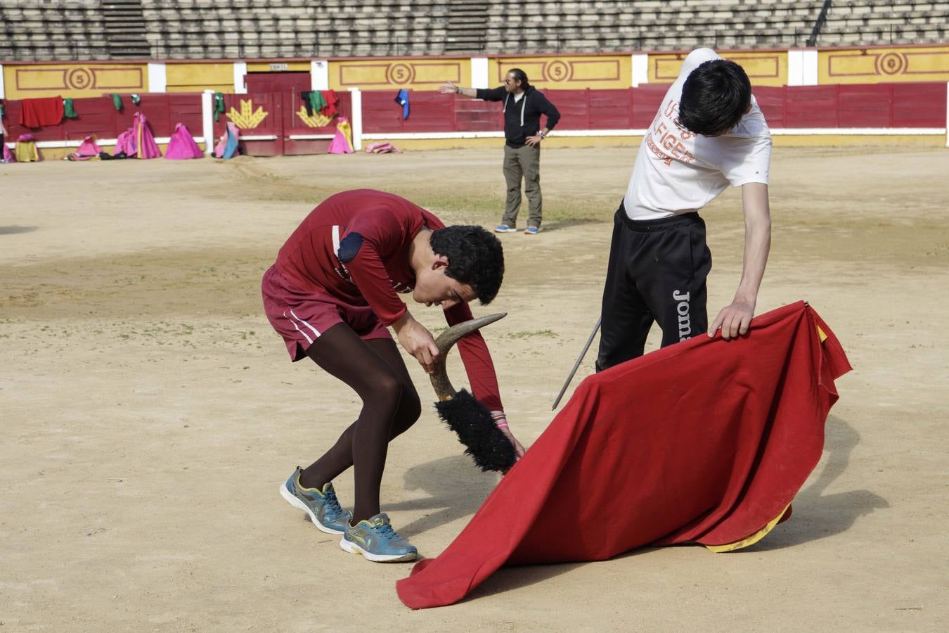 Tras casi 20 años de historia, la escuela sigue formando a jóvenes que sueñan con alcanzar el éxito de antiguos alumnos como Talavante o Ginés Marín