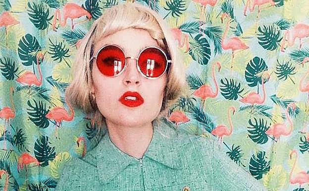 La cantante sueca Cintia Lund, galardonada con el Premio Pop Eye a la Artista Revelación 2017.