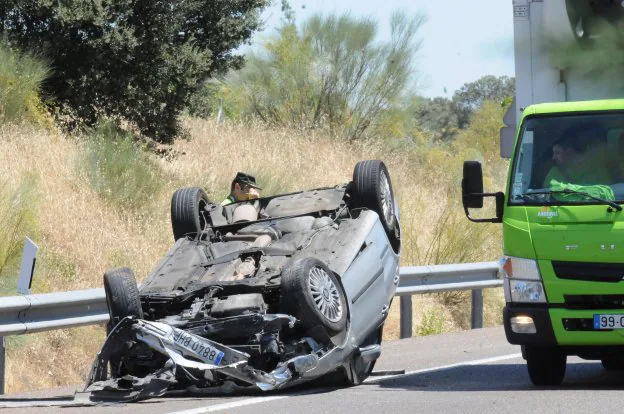 Accidente de tráfico ocurrido en 2016 cerca de San Pedro de Mérida. :: brígido