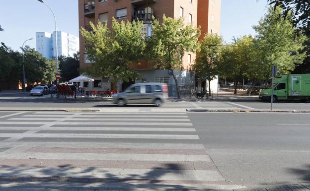 El nuevo atropello ocurrió en uno de los pasos de cebra asimétricos instalados en 2014 en la avenida.