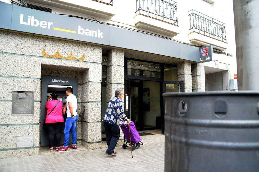 Oficina de Liberbank en Mérida::HOY