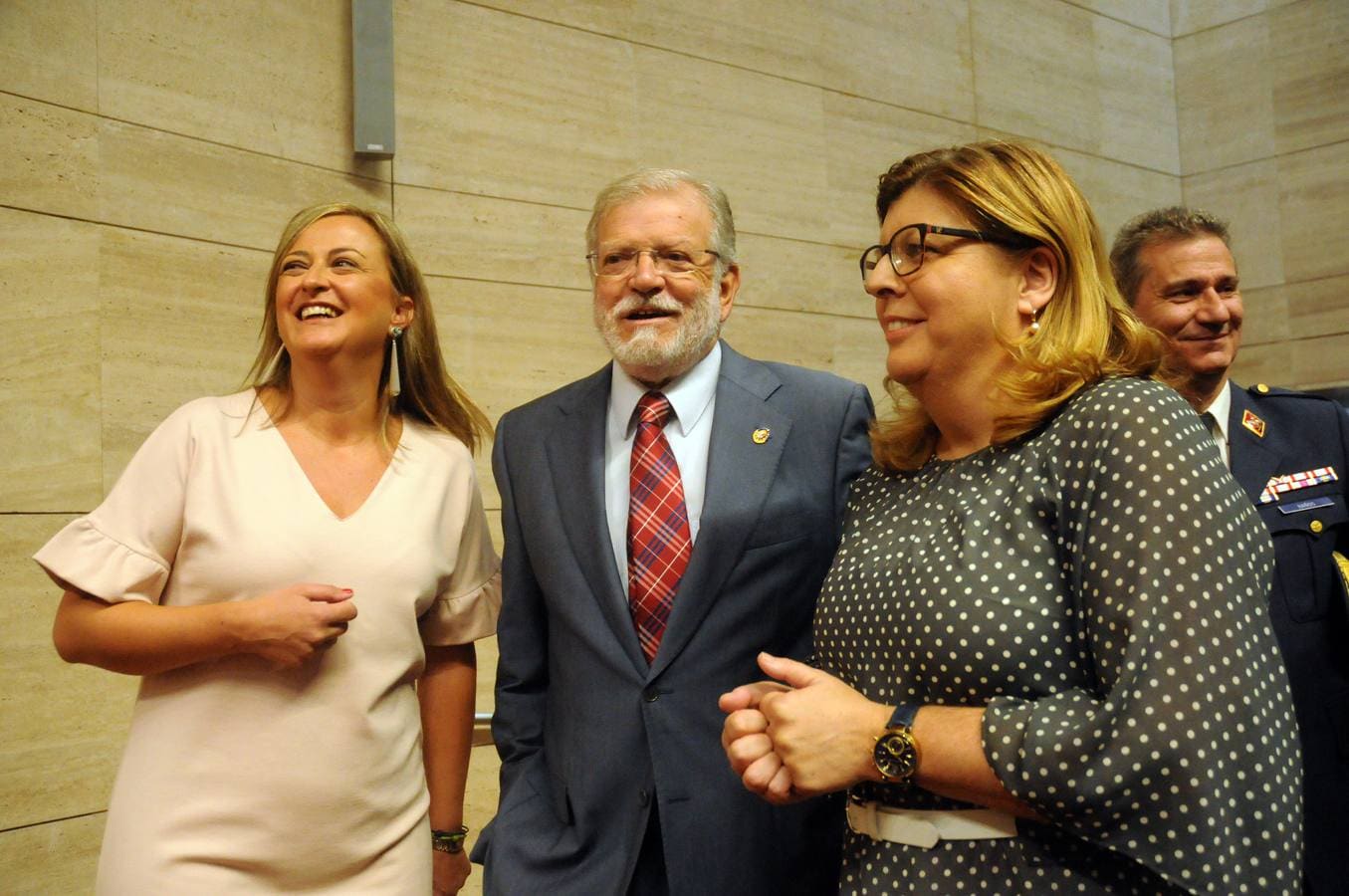 Acto Institucional en la Asamblea por el Día de Extremadura