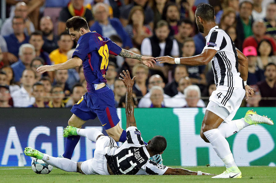 El conjunto azulgrana obtuvo una cómoda victoria en Camp Nou por 3-0.