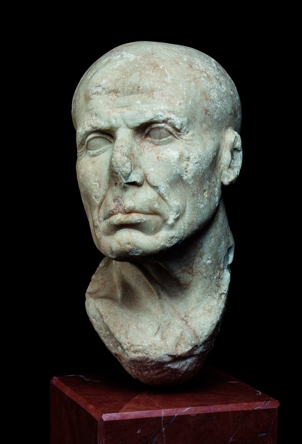 Retrato emeritense. 25-1 a. C. Mármol. Hallado en 1963, calle General Aranda (Mérida). Museo Nacional de Arte Romano, Mérida