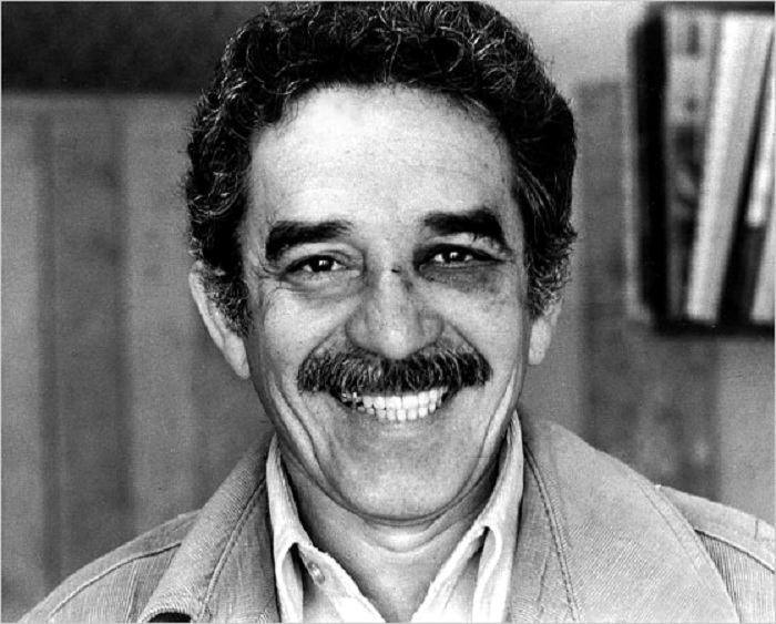 García Márquez agredido por Vargas Llosa en 1976 (fotografía de Moya). 