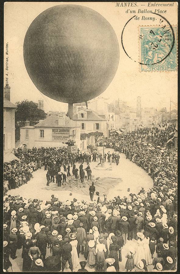 8-Postal con la ascensión de un globo aerostático en París en 1905