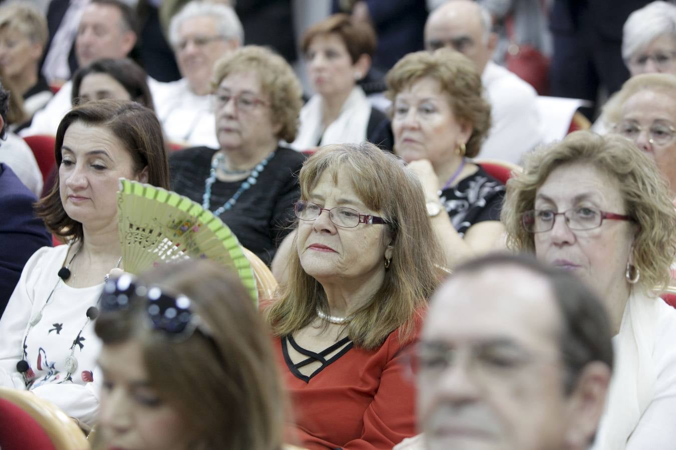 La Universidad de los Mayores de Extremadura (UMEx) ha abierto de forma oficial el curso académico 2017/2018 en el que cuenta con 2.100 alumnos matriculados en sus siete sedes donde imparten clases unos 150 docentes que cooperan en este proyecto formativo
