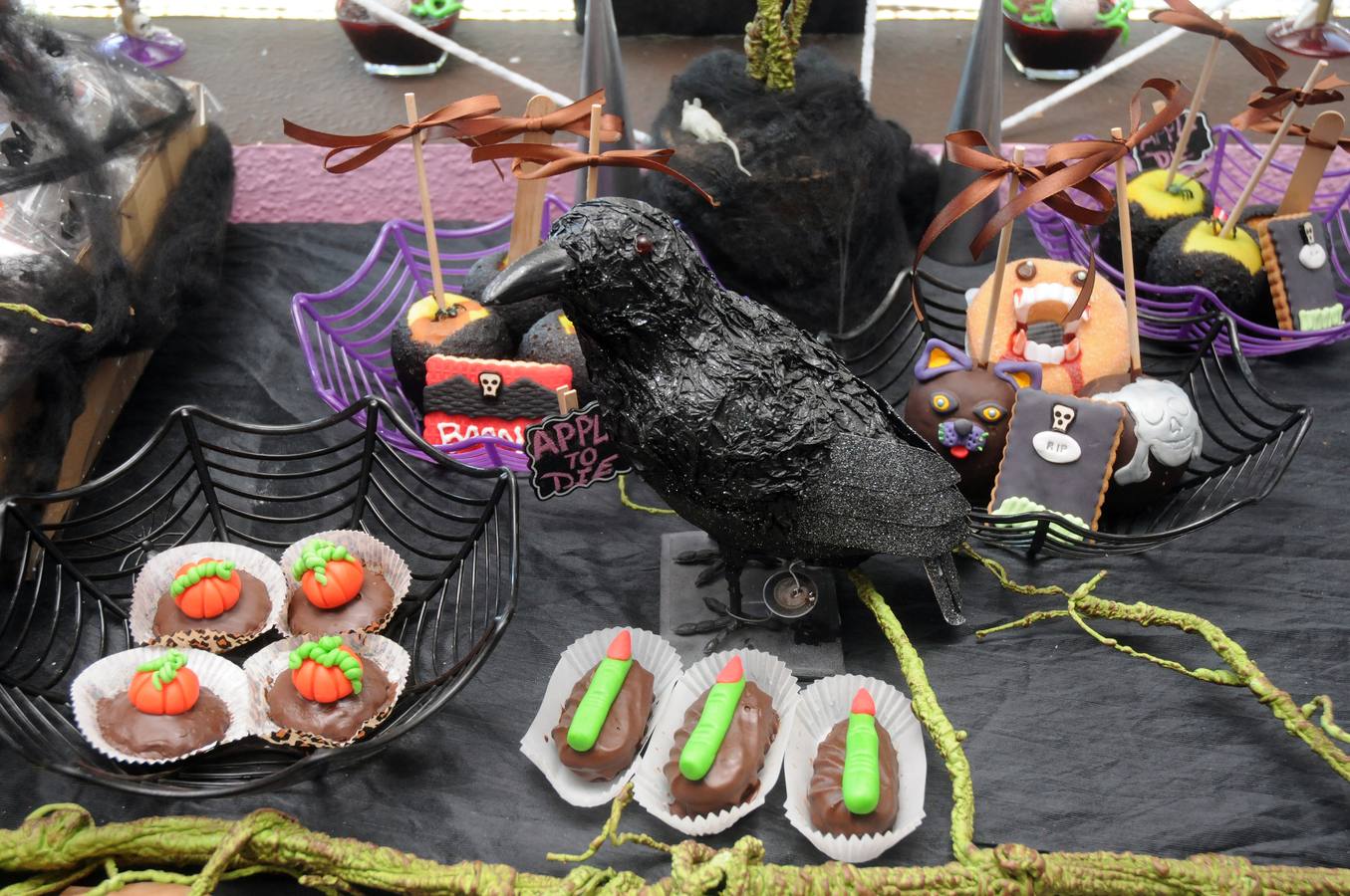 La pastelería Glassé de Mérida ha creado una línea de dulces para Halloween. Una tradicion de influencia norteamericana que se afianza con los años en nuestra tierra.